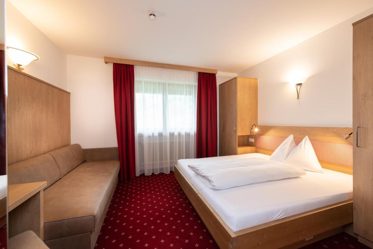 Hotel Gasthof Kroell - Inkl Nationalpark-Karte, 1 X Grossglockner Hochalpenstrasse Kostenlos, Verschiedene Bergbahnen Kostenlos, Badesee Kostenlos, Bus & Zug Kostenlos, Regionale Kueche Niedernsill Esterno foto